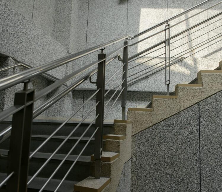 Balustrady nierdzewne